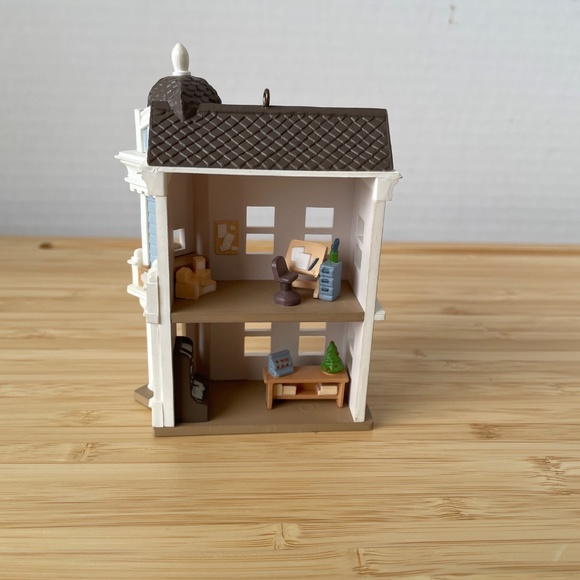 Lot 4 Hallmark Ornaments Nostalgic Houses & Shops 1988-91 NO boxes - Picture 3 of 12